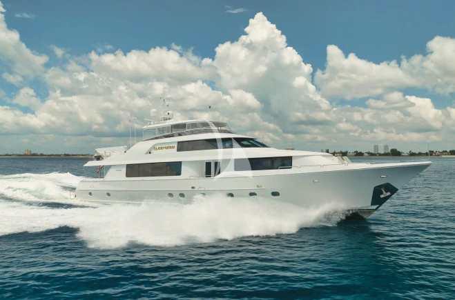 M/Y SLEEPOVER
