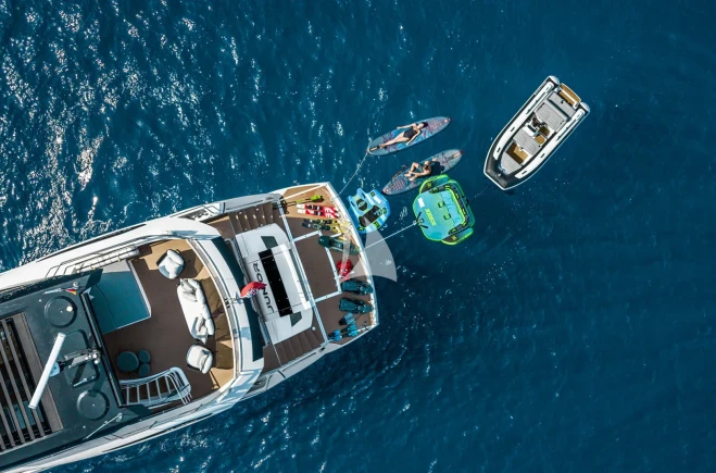 M/Y JUNIOR
