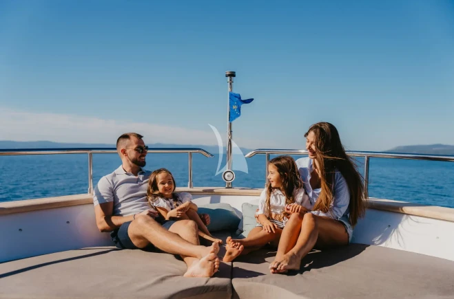 M/Y Cynthia