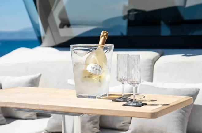 M/Y PETITCHET