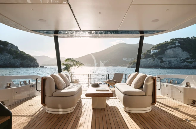 M/Y EXPLORA