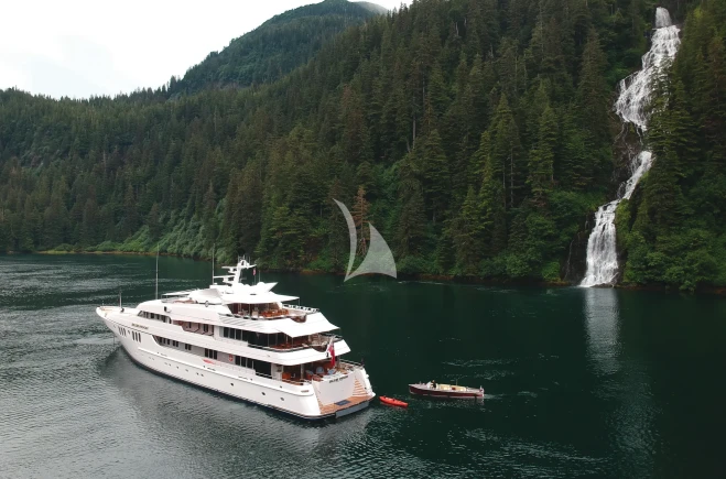 M/Y BLUE MOON