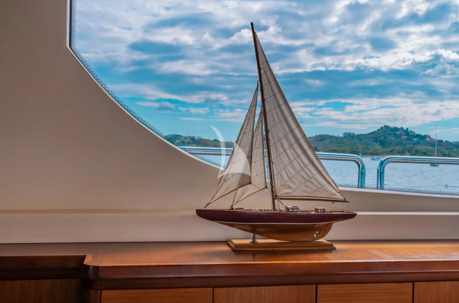M/Y CAMY ED