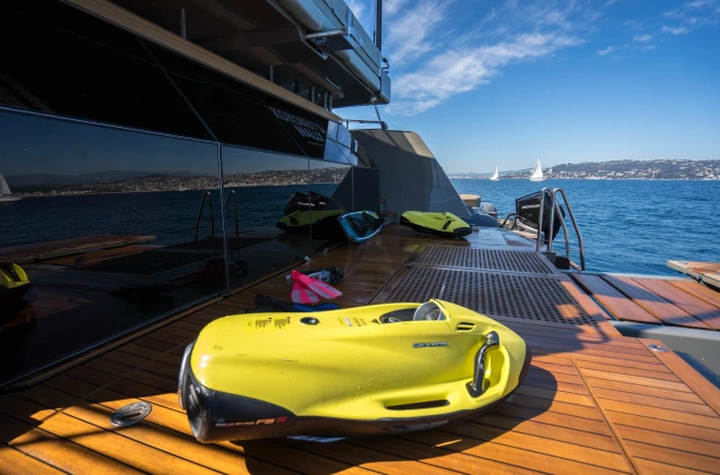 M/Y Kokonut's Wally