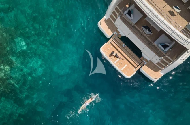 M/Y M8 EVO