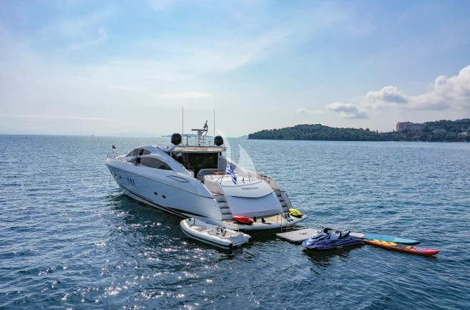 M/Y PHOENIX