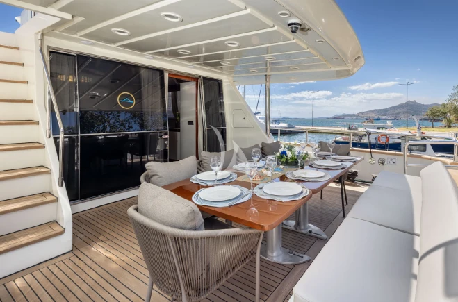 M/Y AZURE ONE