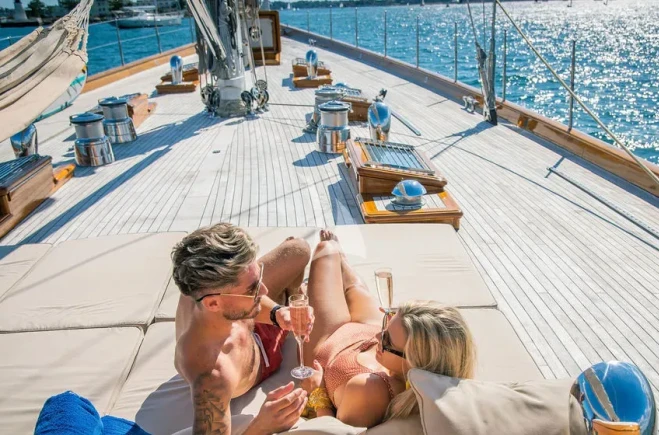 S/Y Aurelius 111