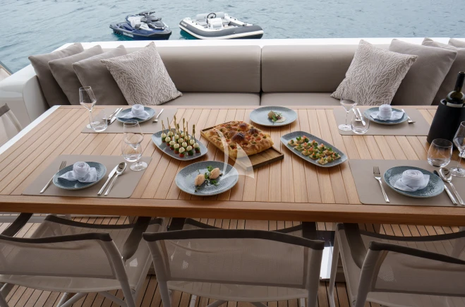 M/Y DESTINO