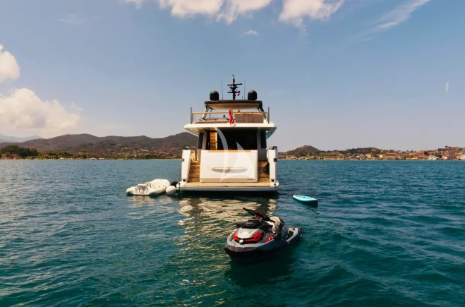 M/Y MUMA