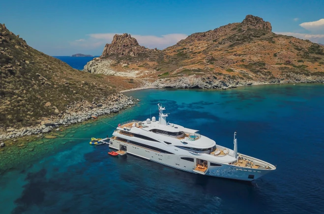 M/Y MARAYA
