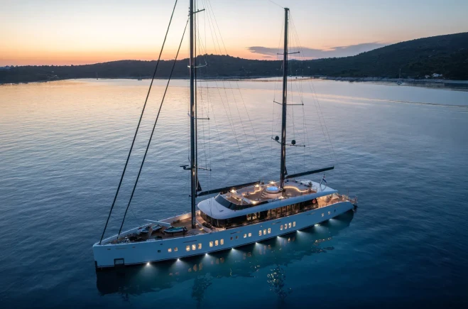 M/Y ADRI