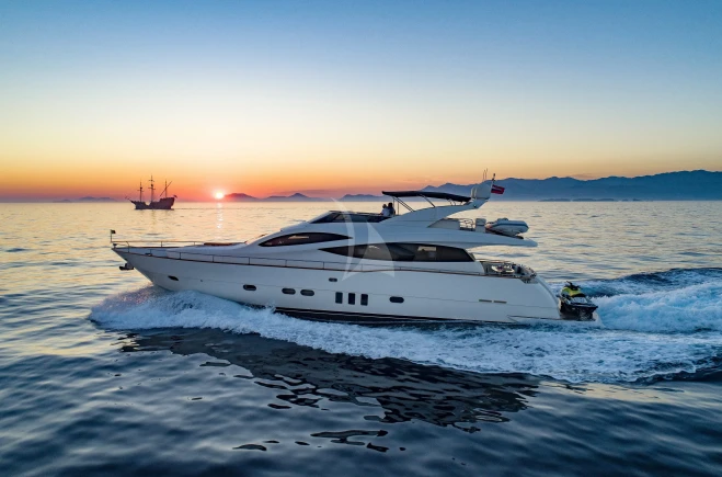 M/Y SALT