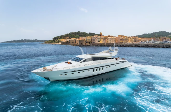 M/Y Eclat