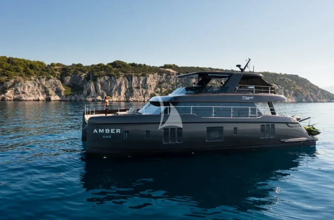 M/Y AMBER ONE