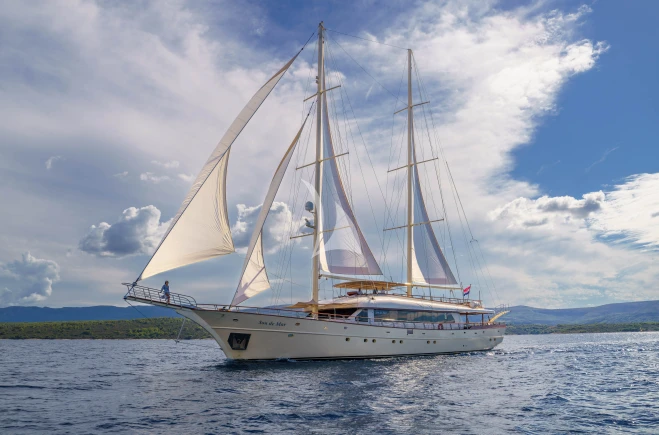 S/Y SON DE MAR