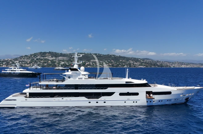 M/Y MAGNA GRECIA