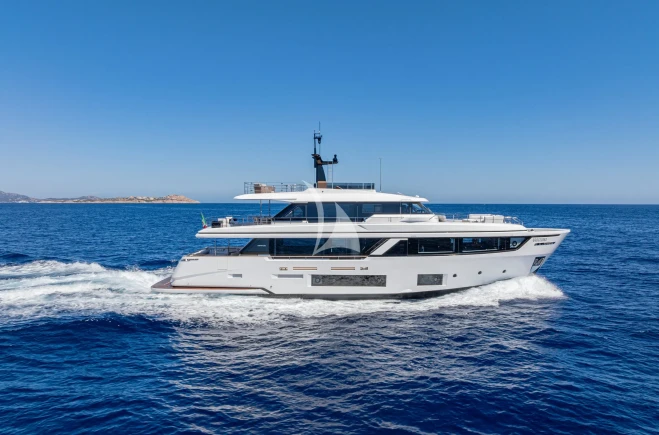 M/Y TWINS