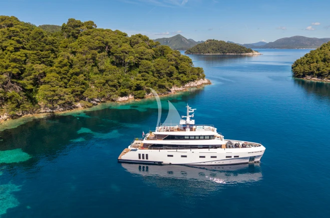 M/Y Renata