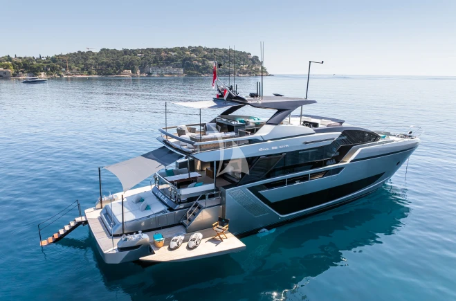 M/Y L'AS BLEU