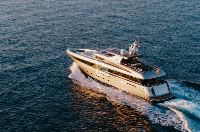 M/Y SMOOTH OPERATOR