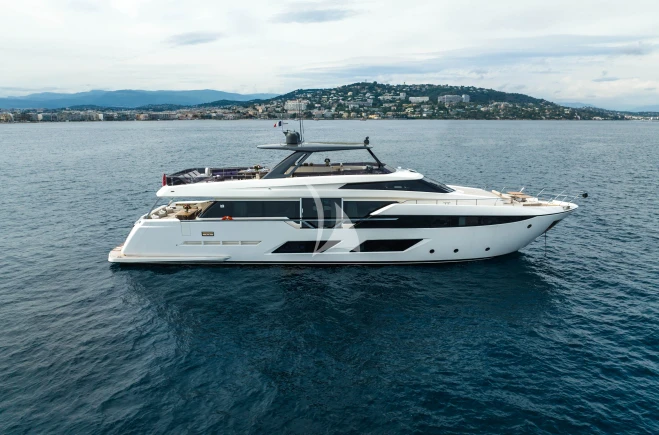 M/Y ASTONSEA (Ex Nineteen 42)
