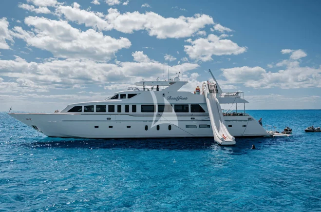 M/Y BEACHFRONT