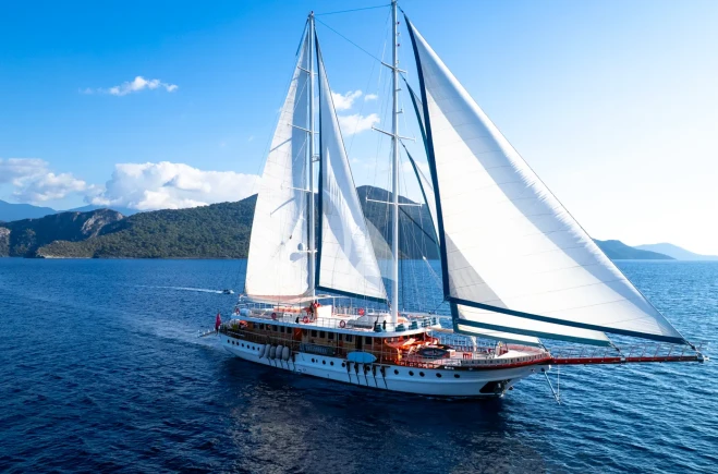 S/Y QUEEN ATLANTIS