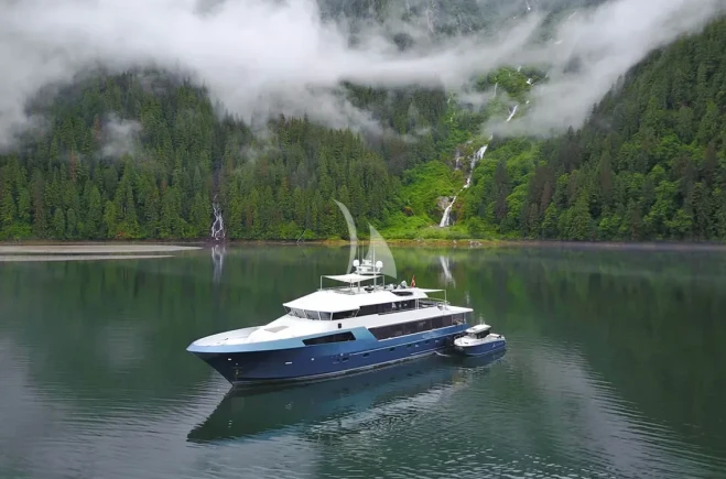 M/Y ASCENTE