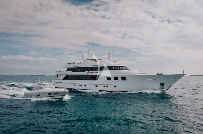 M/Y CROSSED SABRE