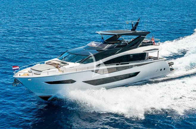 M/Y JUNIOR