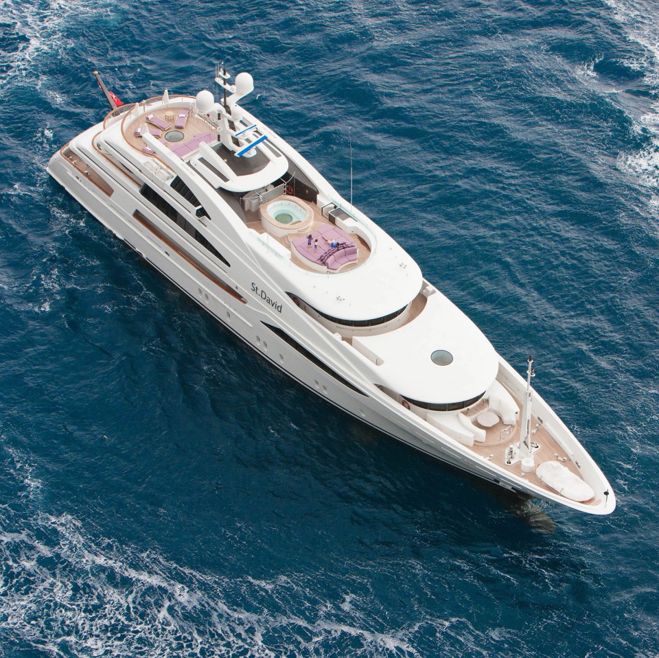 St David Yacht Charter Luxury Yacht