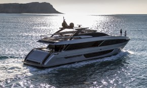 30m Motor Yacht RIVA 100 CORSARO - Sold