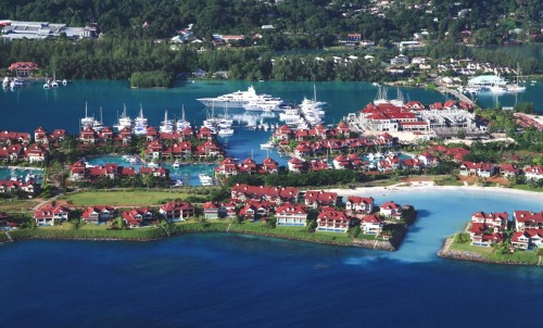 The Beauty Of Yachting In The Seychelles: Cruising Onboard M/Y ICON