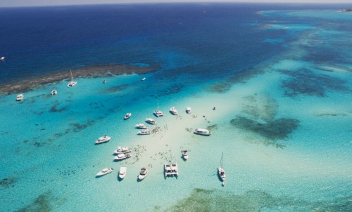 All You Need To Know When Taking A Yacht Charter To The Cayman Islands