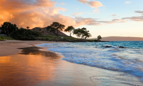 Blue & Beyond #14 - A Recovering Bahamas: Discover The Best Of The Exumas