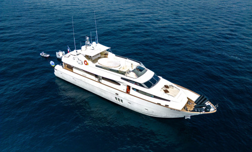 BEIJA FLORE 28m (92ft) - Now For Sale With Bluewater