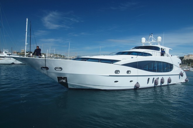 SOLD Luxury Yacht Sea Breeze