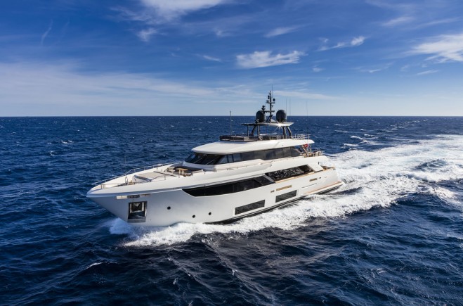 Custom Line Navetta 33 – SOLD