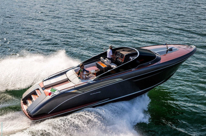 Riva Rivamare 38 - Sold