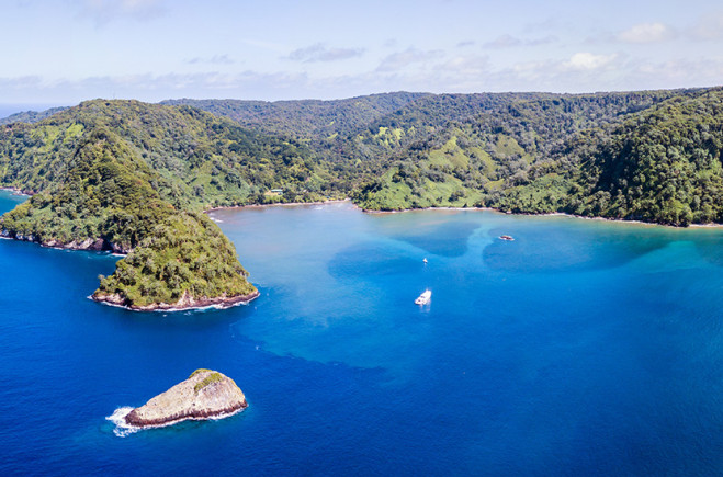 Cruising the Rich Coast: Superyacht Charter in Costa Rica