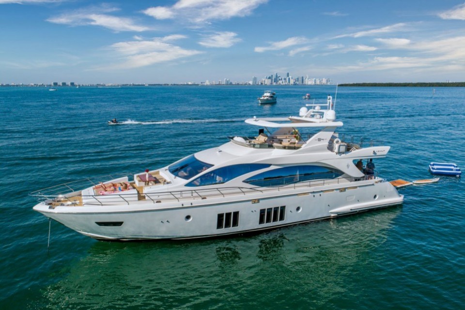 bluewater yacht fort lauderdale