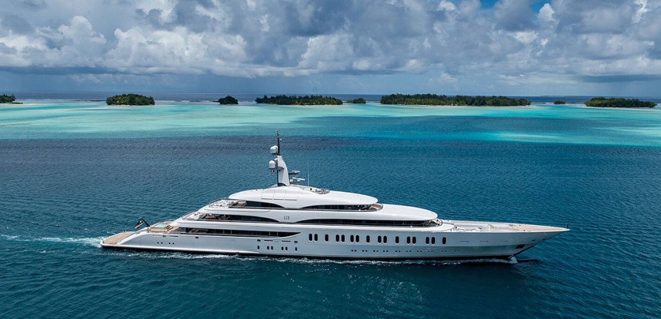 biggest motor yacht without crew