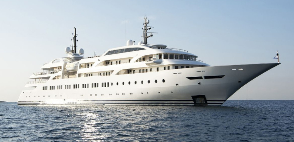 biggest motor yacht without crew